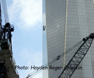 Window Washers Trapped on South Side The Freedom Tower (2)