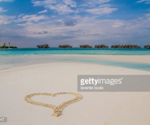 Valentine’s Day Romantic Getaways Americas happy--caribbean-valentine