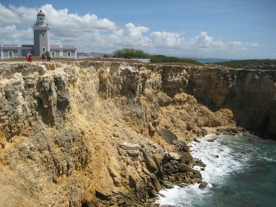 el-faro-los-morrillos-puerto-rico