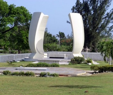 national-heroes-park-jamaica national-heroes-park-jamaica