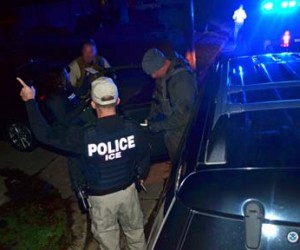 Caribbean, Latin American Migrants Among 680 Iced In One Week US-ICE-agents-2017