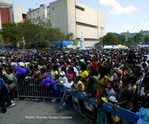 The Caribbean Immigrant Population In The U.S. Registers An Increase – A NAN First west-indian-american-carnivalcrowd-2009-and-nypd