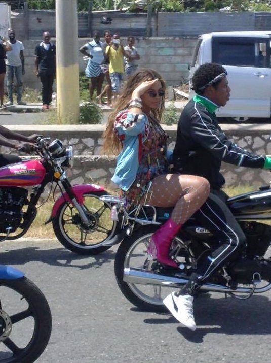 beyonce-and-jay-z-in-jamaica