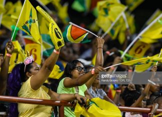 guyanese-cricket-fans