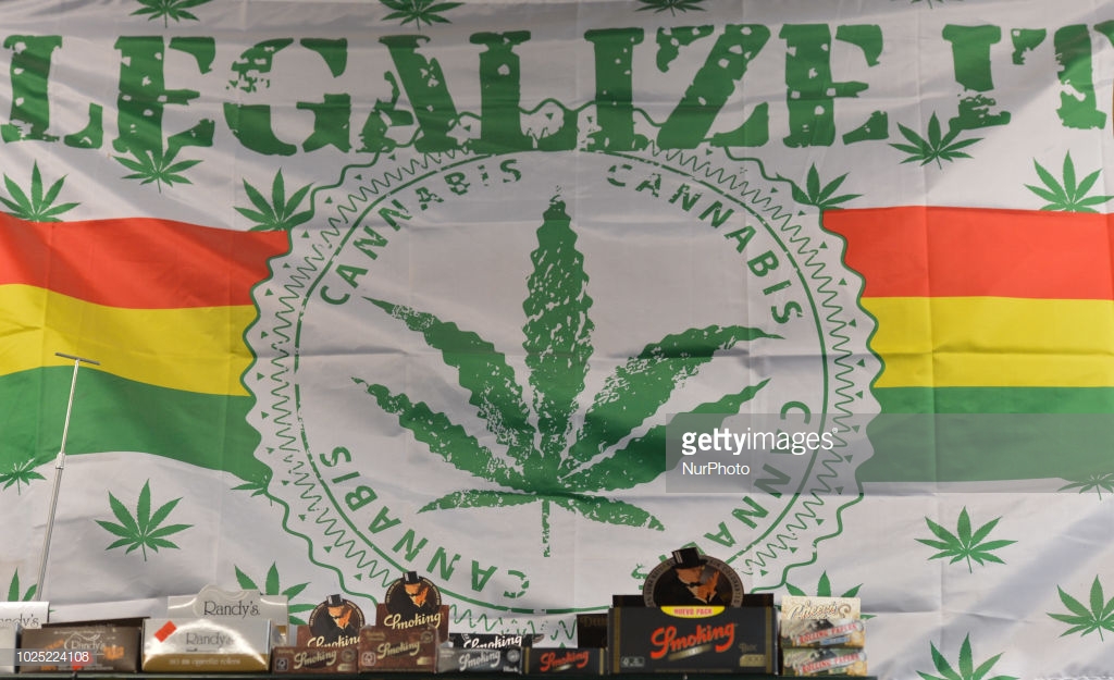 Legalize-marijuana-sign