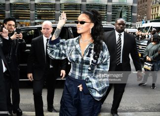 Rihanna-FU-Puma-Sued