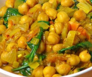 Caribbean Recipes – Chick Peas and Potato Curry channa-and-potato-curry-from-caribbean-curries-by-felicia-j-persaud