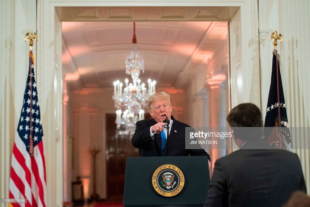 donald-trum-clashes-with-jim-acosta donald-trum-clashes-with-jim-acosta
