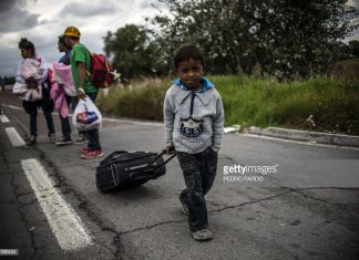 latin-america-migrant-caravan-arrives-in-mexico-city