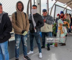 Here’s How The Government Shutdown Is Impacting US Immigration Processing migrants-at-mexico-border