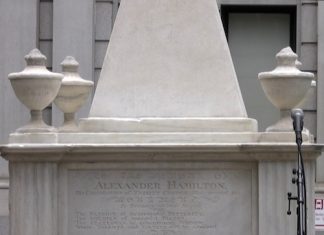 Trump’s America – Episode # 129 – Hamilton’s America ALEXANDER-HAMILTON-TOMB-AT-TRINITY-CHURCH-NY-