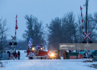 CANADA-ANTI-OIL-STRIKE