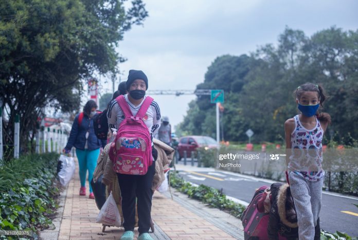 venezuelans-returning-home