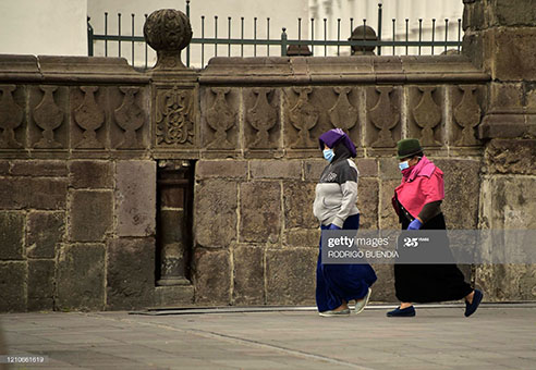 ecuador-indigenous-people ecuador-indigenous-people