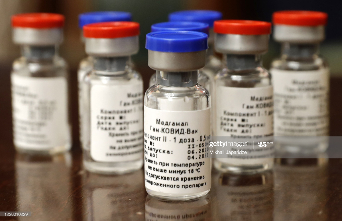 brazil-vaccine russia-vaccine