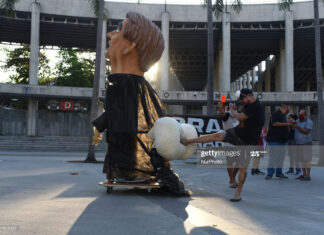 jair-bolsanaro-dummy