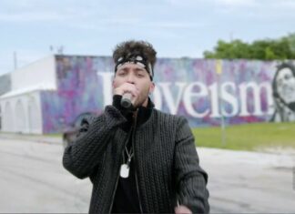 This Caribbean American Singer Performs At The Democratic Convention prince-royce