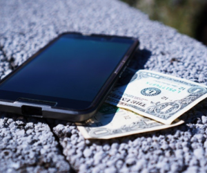How To Make Your Smartphone Earn smart-phone-money-maker
