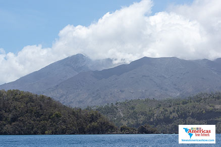 la-soufriere-still-steaming-from-owia-st-vincent