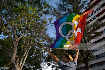 rainbow-flag-cuba