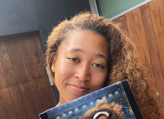 naomi-osaka-with-her-role-model-barbie