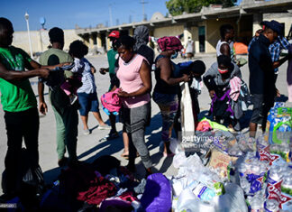 Haitian Migrants In Mexico Now Look At Working There haitians-at-shelter-in-mexico