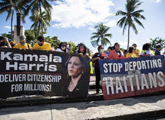 kamala-harris-immigration-rpotest-miami