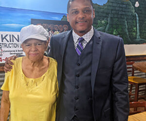 Caribbean Immigrant Restauranteur Prepares To Feed Hundreds This Thanksgiving Vinroy-Reid-Mama’s Caribbean Grill