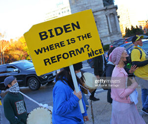 Is Beto O’Rourke Right To Criticize Biden On Immigration? us-immigration-protest