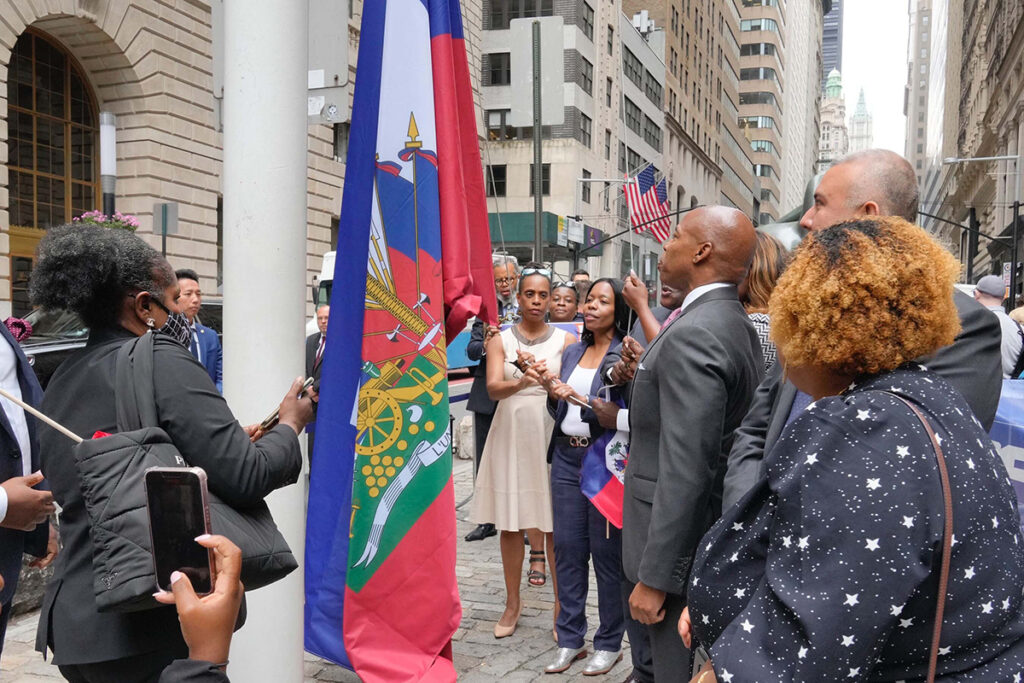 eric-adams-raises-haitian-flag-at-bowling-green-nyc