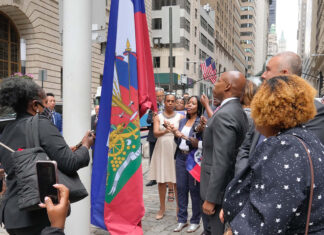 eric-adams-raises-haitian-flag-at-bowling-green-nyc