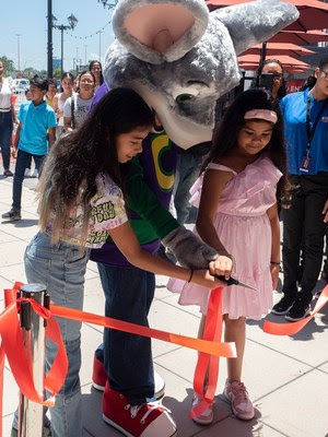 Ribbon-cutting-for-the-first Chuck E. Cheese-location-in-Suriname