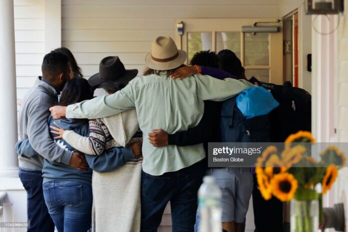 venezuelan-migrants-martha's-vineyard