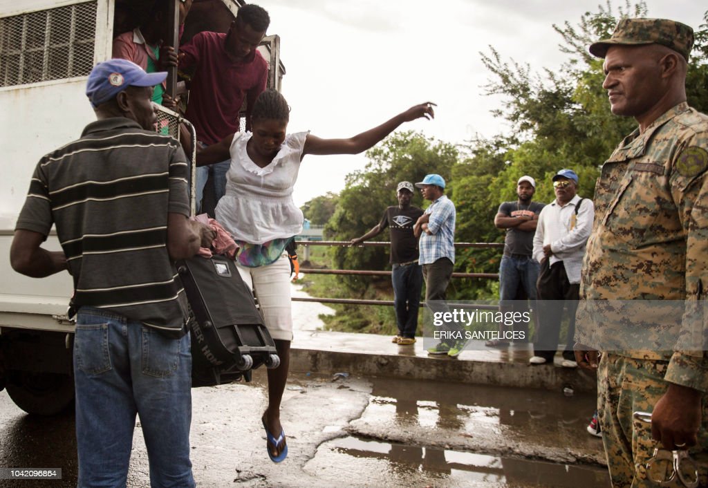 dr-border-haitians-deported