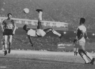 pele-bicycle-kick