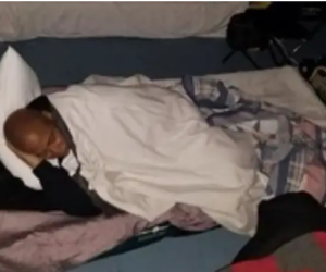 A Light In The Darkness Of The US Immigration Saga ericadams-sleeps-in-nyc-shelter