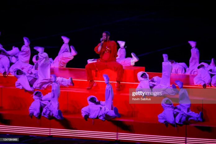 rihanna-fcc-complaints