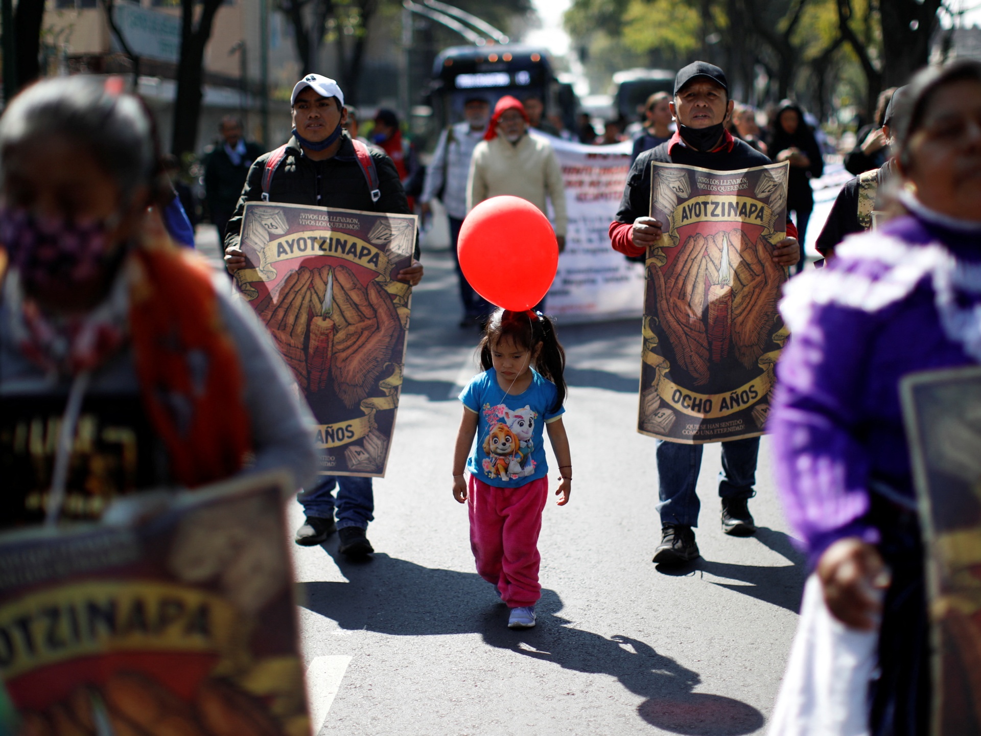 Experts decry 'black holes' in probe of missing Mexican students