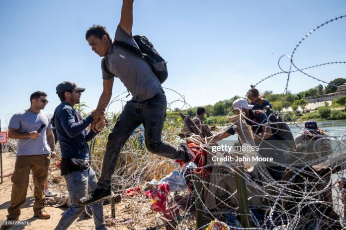 surge-in-migrants surge-in-migrants