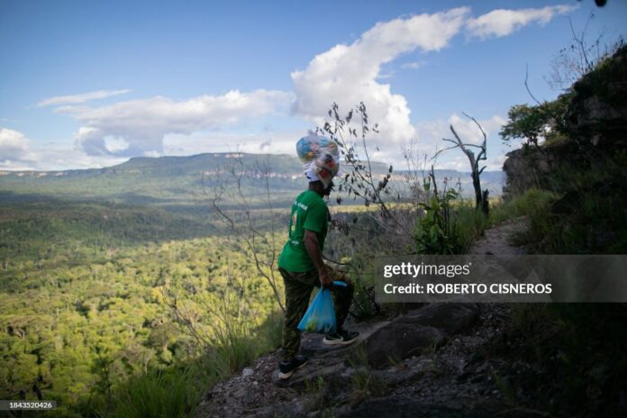 guyana-arau-village guyana-arau-village