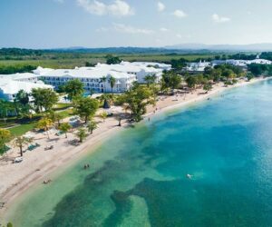 Caribbean Travel News And Deals This Week hotel-riu-negril-jamaica-deal