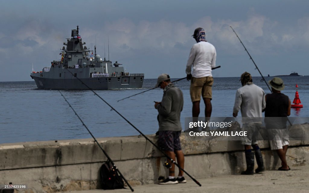 russia-submarine-visit-cuba russia-submarine-visit-cuba
