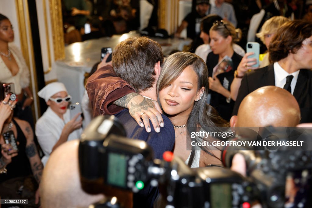 rihanna-at-awge-asap-rocky-show rihanna-at-awge-asap-rocky-show