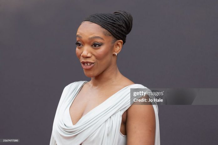 caribbean-roots-star-Naomi Sarah Ackie-blink-twice caribbean-roots-star-Naomi Sarah Ackie-blink-twice