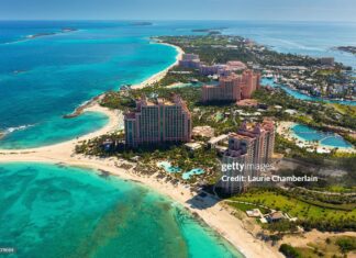Canada Warns About Travel To The Bahamas bahamas-paradise-island