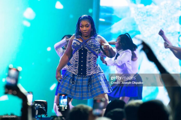 spice-performs-at-mobo spice-performs-at-mobo