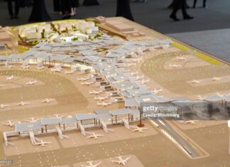 singapore-new-airport-model-revealed