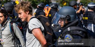 LA-demonstrators-arrested