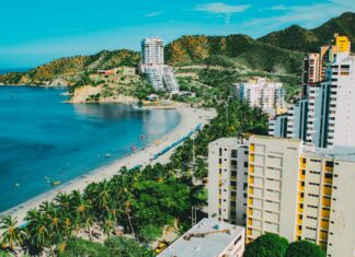 How Caribbean Nations Are Adapting To Digital-First Casino Experiences caribbean-digital-casinos