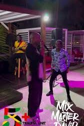 Dave Chappelle Delivers Surprise Dancehall Performance dave-chappelle-in-jamaica